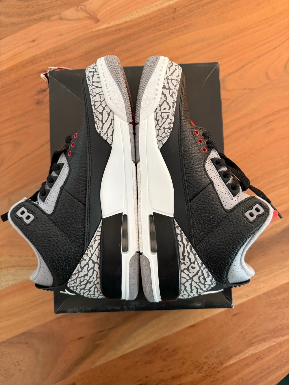 Jordan 3 Retro - Picture 3 of 5
